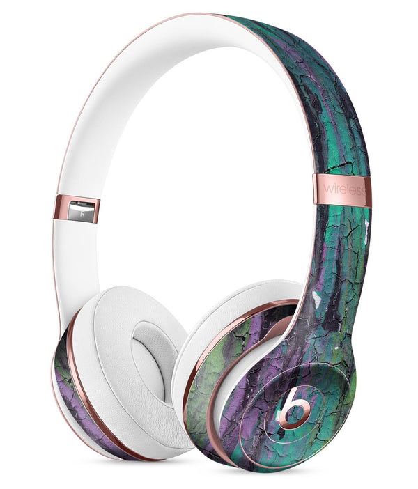 Abstract Cracked Green Paint Wall Full-Body Skin Kit for the Beats by Dre Solo 3 Wireless Headphones