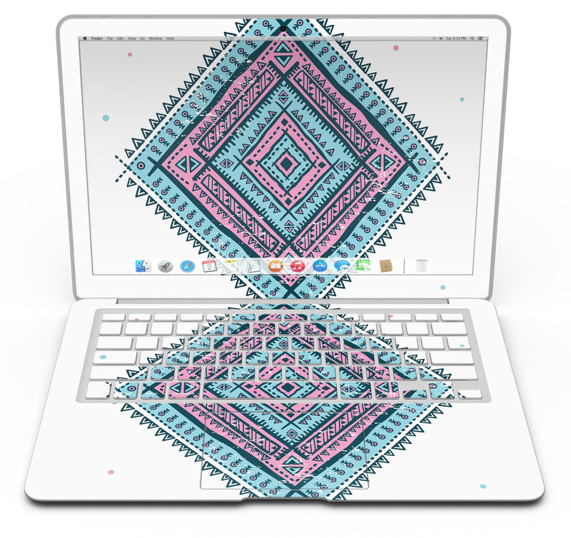 Aztec_Diamond_-_13_MacBook_Air_-_V5.jpg
