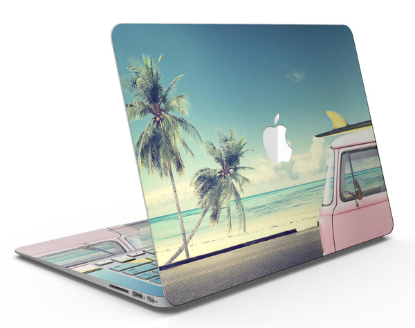 Beach_Trip_-_13_MacBook_Air_-_V1.jpg