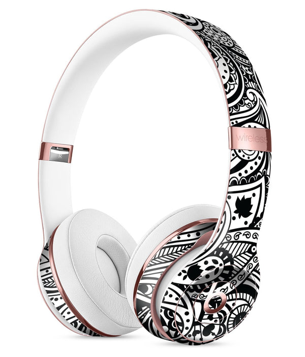Black and White Aztec Paisley Full-Body Skin Kit for the Beats by Dre Solo 3 Wireless Headphones