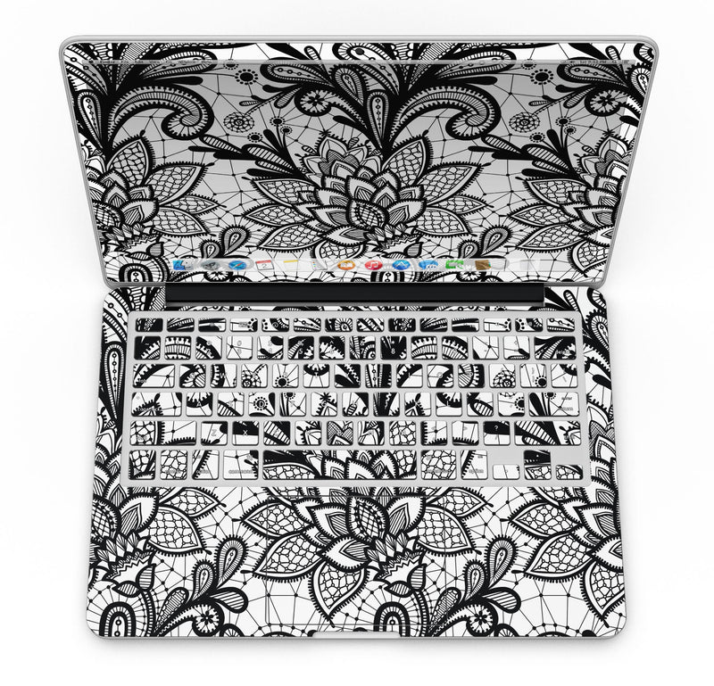 Black_and_White_Geometric_Floral_-_13_MacBook_Pro_-_V4.jpg