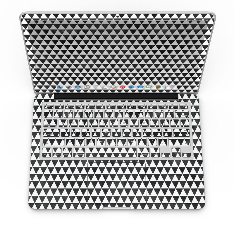 Black_and_White_Watercolor_Triangle_Pattern_-_13_MacBook_Pro_-_V4.jpg