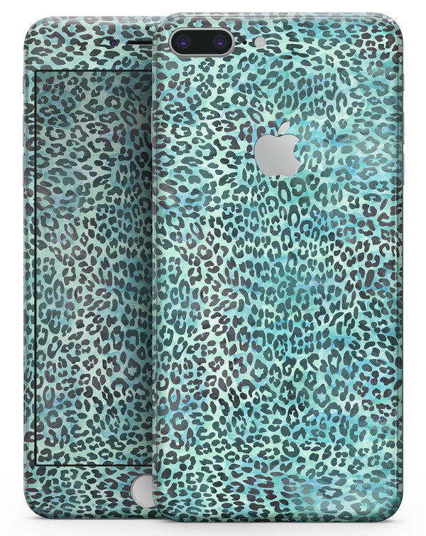 Blue-Green Watercolor Leopard Pattern - Skin-kit for the iPhone 8 or 8 Plus