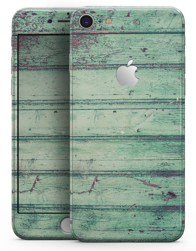 Green Peeling Planks  - Skin-kit for the iPhone 8 or 8 Plus
