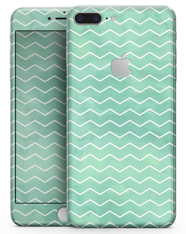 Green Watercolor Chevron - Skin-kit for the iPhone 8 or 8 Plus