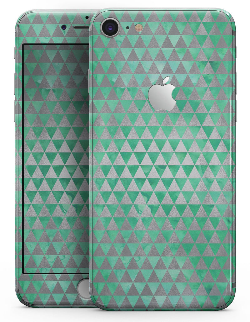 Green and Silver Watercolor Triangle Pattern - Skin-kit for the iPhone 8 or 8 Plus