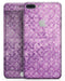 Grungy Violet Damask Pattern - Skin-kit for the iPhone 8 or 8 Plus