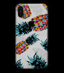 Retro Summer Pineapple v3 - iPhone XS MAX, XS/X, 8/8+, 7/7+, 5/5S/SE Skin-Kit (All iPhones Avaiable)