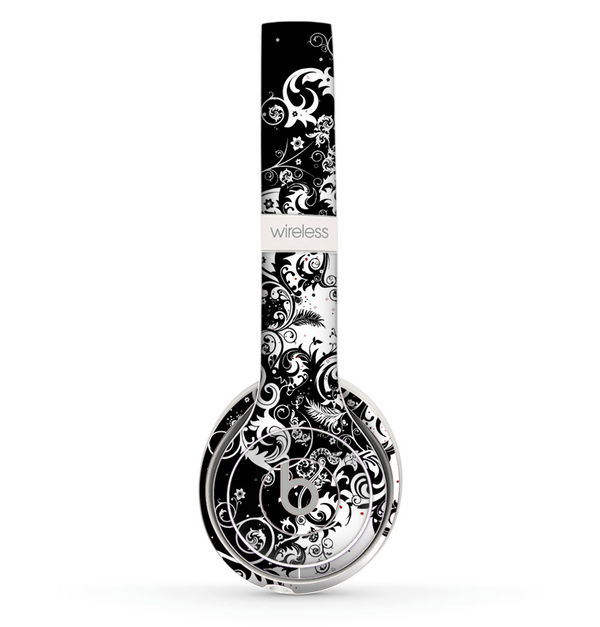 The Abstract Black & White Swirls Skin Set for the Beats by Dre Solo 2 Wireless Headphones