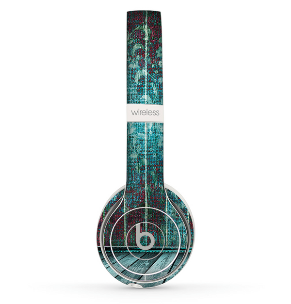 The Aged Blue Victorian Striped Wall Skin Set for the Beats by Dre Solo 2 Wireless Headphones