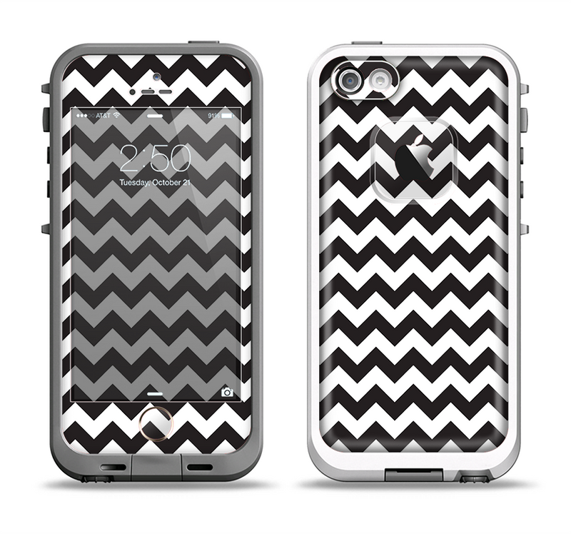 The Black & White Chevron Pattern Apple iPhone 5-5s LifeProof Fre Case Skin Set