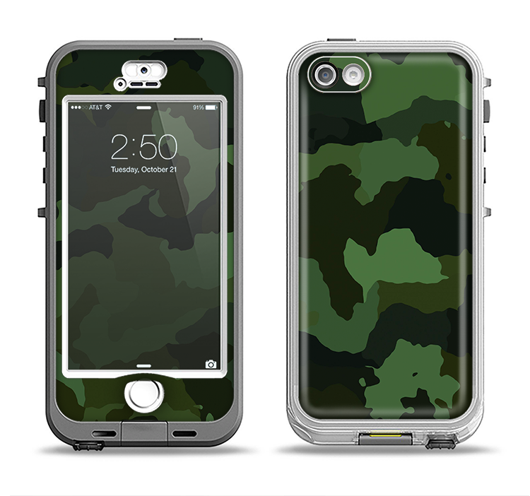 The Dark Green Camouflage Textile Apple iPhone 5-5s LifeProof Nuud Case Skin Set