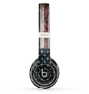 The Dark Grungy Textured American Flag Skin Set for the Beats by Dre Solo 2 Wireless Headphones