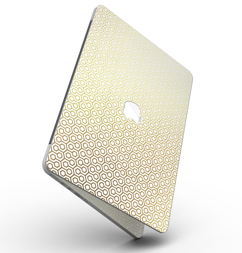 The_Golden_Honeycomb_Pattern_-_13_MacBook_Pro_-_V2.jpg