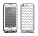 The Gray & White Chevron Pattern Apple iPhone 5-5s LifeProof Nuud Case Skin Set