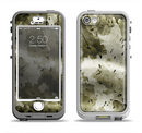 The Grungy Vivid Camouflage Apple iPhone 5-5s LifeProof Nuud Case Skin Set