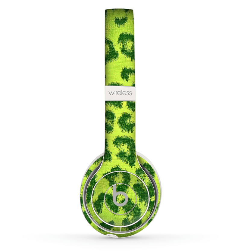 The Vibrant Green Cheetah Skin Set for the Beats by Dre Solo 2 Wireless Headphones