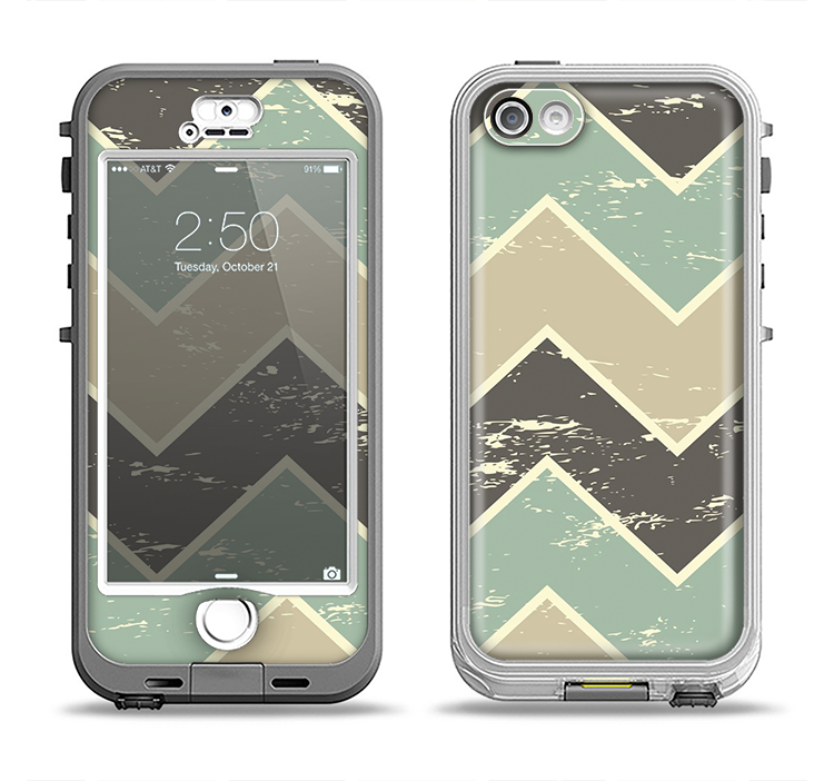 The Vintage Tan & Green Scratch Tall Chevron Apple iPhone 5-5s LifeProof Nuud Case Skin Set