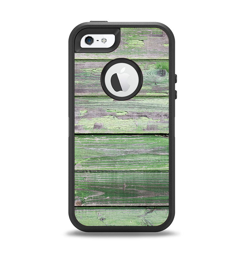 The Wooden Planks with Chipped Green Paint Apple iPhone 5-5s Otterbox Defender Case Skin Set