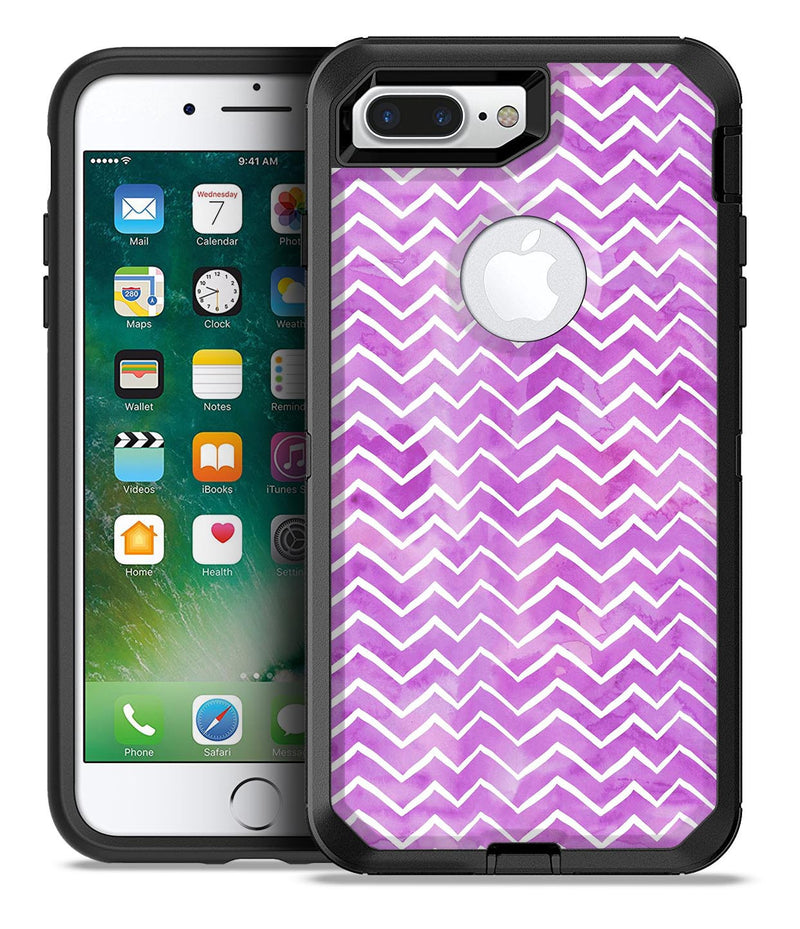 White Chevron Over Purple Grunge Surface - iPhone 7 or 7 Plus Commuter Case Skin Kit